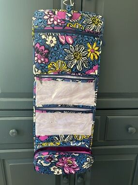 Vera Bradley Blue, Pink & Yellow Floral Hanging Travel Organizer
